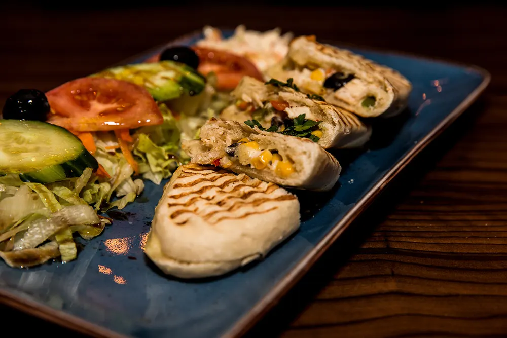 Rabbit Hole Cafe halal menu — Sunday roast and brunch on Holloway Road, London N7